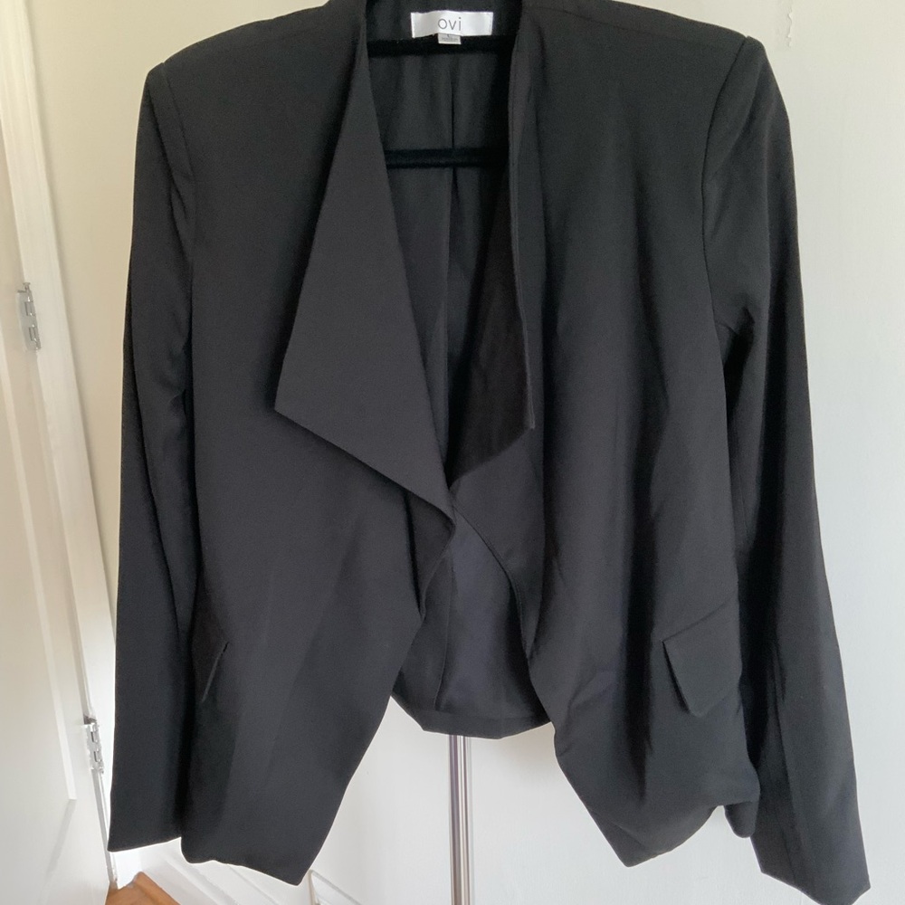 Ovi Women's Elegant Black Suit Jacket